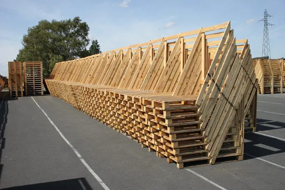 Piles de palettes dosserets avec 1 jambage, Aisne, A.V.S. Recyclage Diffusion